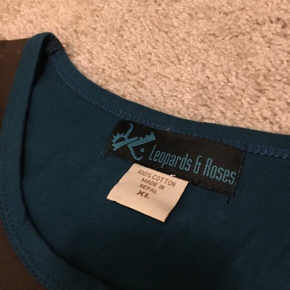 Canadian Designer Leopards & Roses Blue and Red Atomic Sweater - Picture 10 of 16